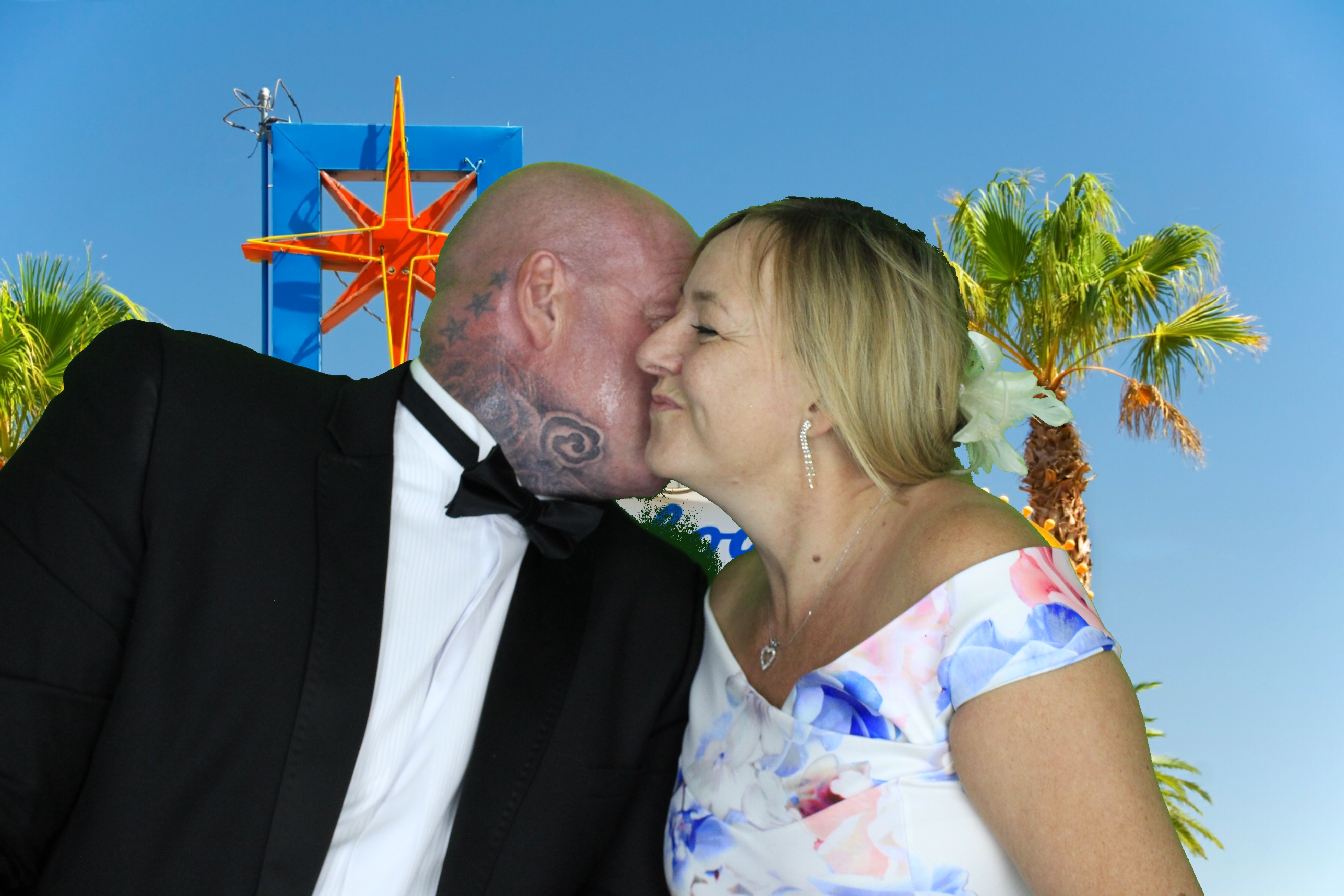Jennie & Graham's wedding vow renewal  | View more photos from the event at gallery.myphotoboothexperience.co.uk/u/MyPhotoBoothExperienceLtd/Jennie-Grahams-wedding-vow-renewal